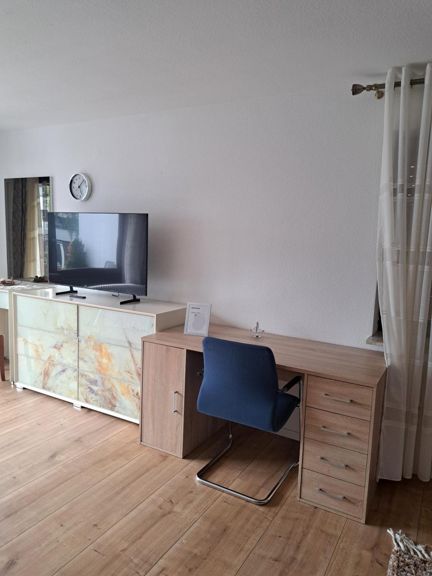Schoene Wohnung Am Georgenberg Reutlingen Bagian luar foto