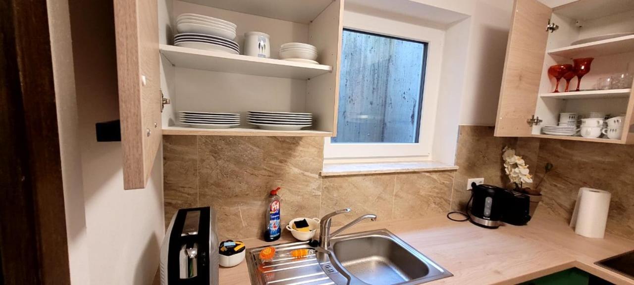 Schoene Wohnung Am Georgenberg Reutlingen Bagian luar foto