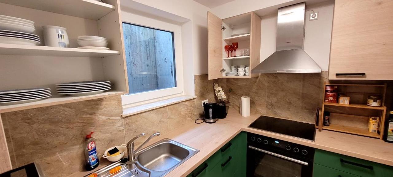 Schoene Wohnung Am Georgenberg Reutlingen Bagian luar foto